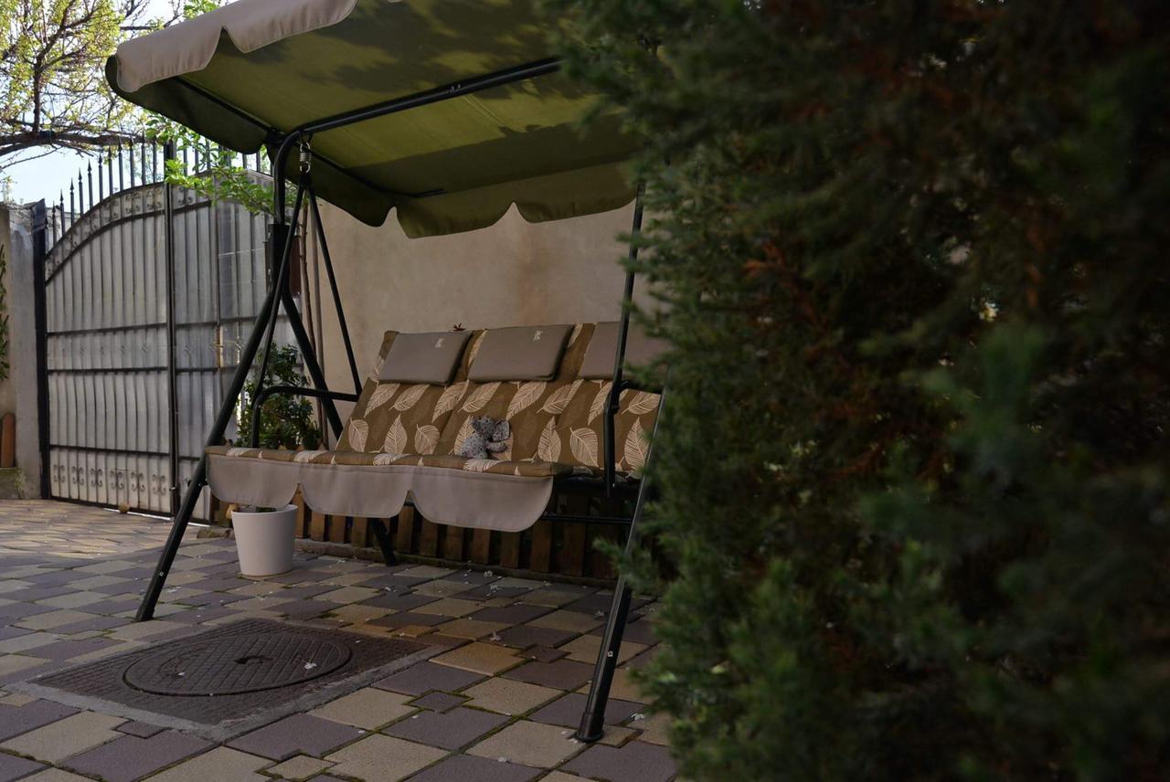 Collosal Studio Bucharest Luaran gambar