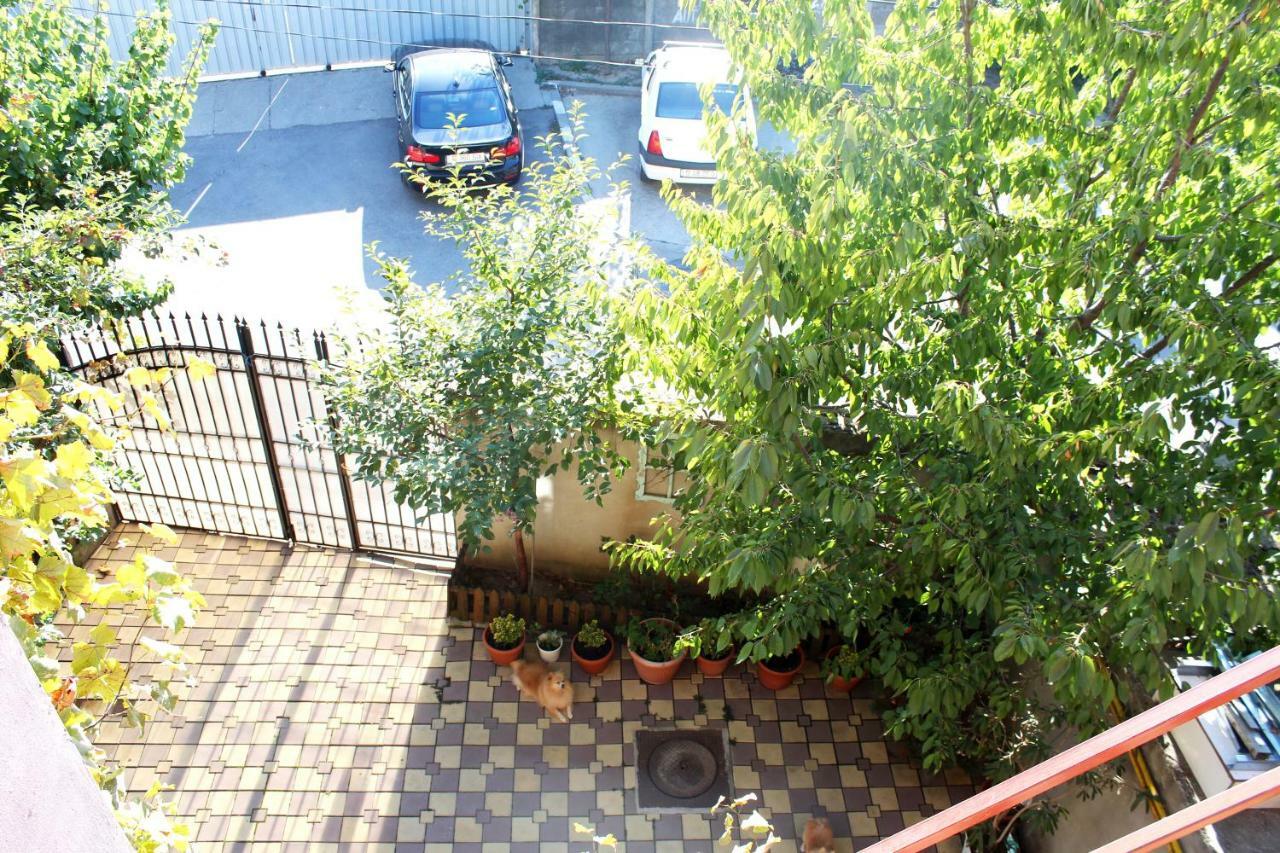 Collosal Studio Bucharest Luaran gambar